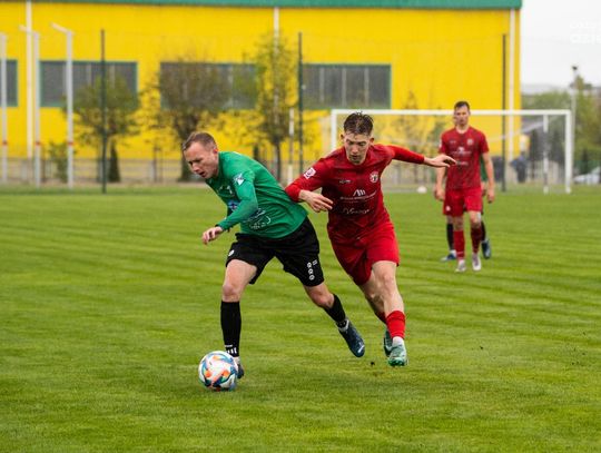 III Liga: Pilica Białobrzegi - Pelikan Łowicz (zdjęcia)
