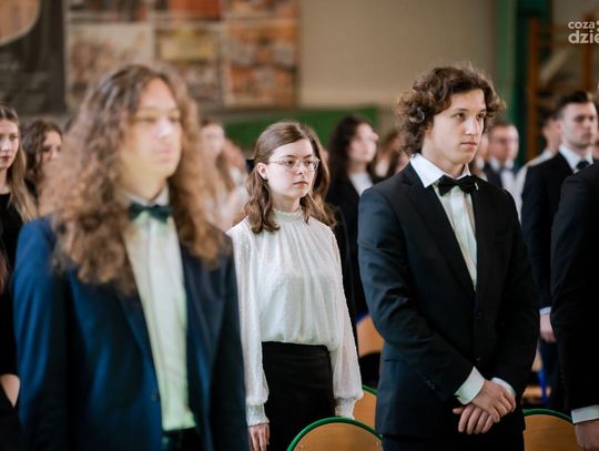 Zakończenie roku szkolnego maturzystów w Kochanowskim (zdjęcia)