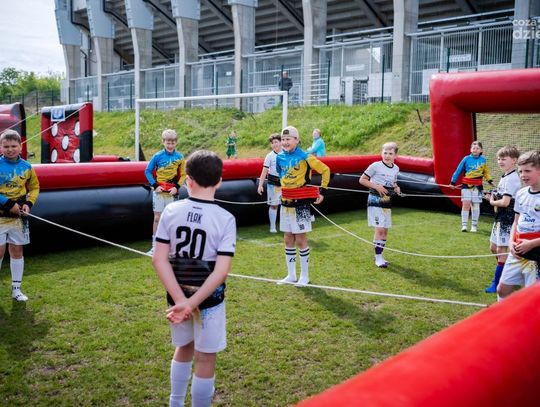 Akademie Klasy Ekstra - turniej piłkarski dla dzieci (zdjęcia)
