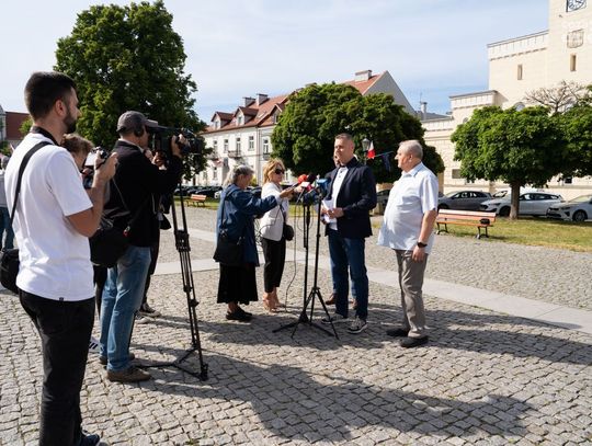 Konferencja prasowa Radnych Rady Miejskiej z ramienia Prawa i Sprawiedliwości (zdjęcia)