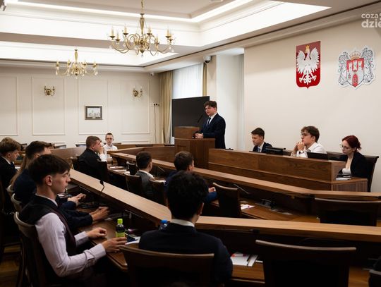 Uroczysta Sesja Młodzieżowej Rady Miasta Radomia (zdjęcia)