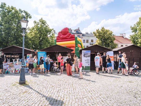 Radomskie Dni Godności - Pokaz Mody (zdjęcia)