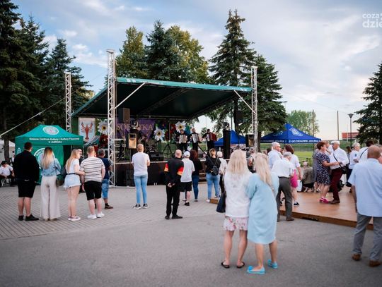 Noc Świętojańska w Jedlińsku (zdjęcia) Noc Świętojańska w Jedlińsku (zdjęcia)