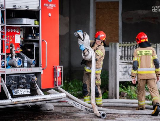 Pożar przy ul. Okulickiego (zdjęcia) Pożar przy ul. Okulickiego (zdjęcia)