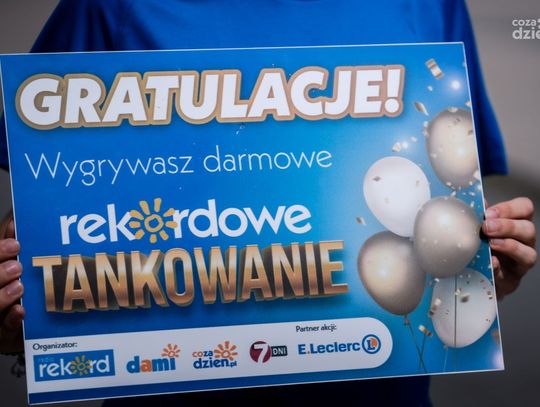 Rekordowe tankowanie. Wygrał pan Bogdan! (zdjęcia) Rekordowe tankowanie. Wygrał pan Bogdan! (zdjęcia)