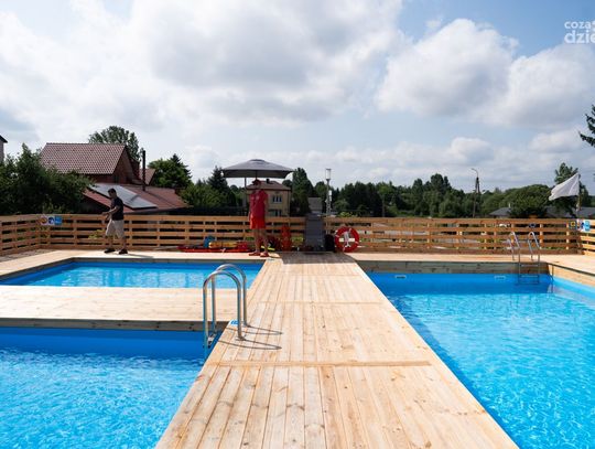 Uroczyste otwarcie odkrytych basenów w Rzeczniowie (zdjęcia)