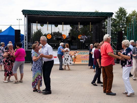 Jarmark Ludowy "Tyndy Ryndy" w Mniszku (zdjęcia)