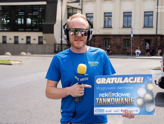 Kolejne Rekordowe Tankowanie i wygrana Pani Małgorzaty (zdjęcia) Kolejne Rekordowe Tankowanie i wygrana Pani Małgorzaty (zdjęcia)