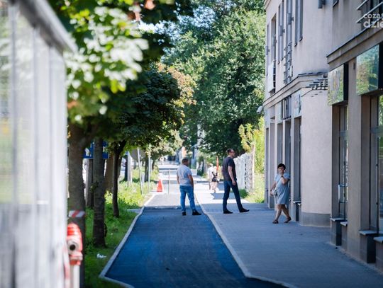Budowa ścieżki rowerowej na ul. Okulickiego (zdjęcia) Budowa ścieżki rowerowej na ul. Okulickiego (zdjęcia)