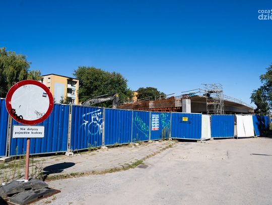 Postęp prac przy budowie wiaduktu przy ul. Żeromskiego (zdjęcia)