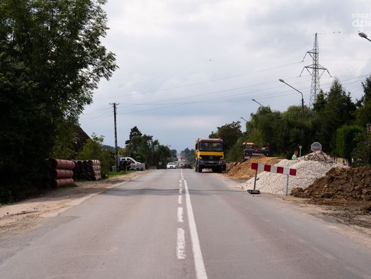 Prace drogowe na ul. Wolanowskiej (zdjęcia) Prace drogowe na ul. Wolanowskiej (zdjęcia)