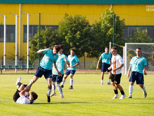 IV Liga: Pilica Białobrzegi - Hutnik Warszawa (zdjęcia)