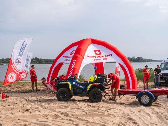 Akcja ratowników nad Zalewem w Domaniowie (zdjęcia) Akcja ratowników nad Zalewem w Domaniowie (zdjęcia)