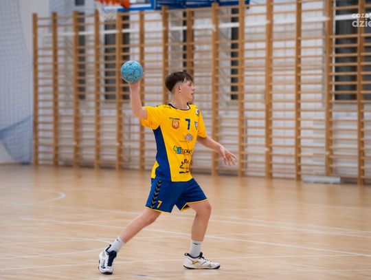 MTS Lider Radom - KS Szczypiorniak Dąbrowa Białostocka (zdjęcia)