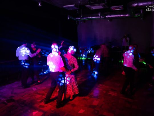 "Rozkołysz się jeszcze raz… czyli lata 90’- 00" - impreza taneczna w klubie Dzikie Węże (zdjęcia)