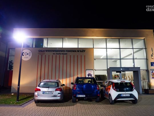 Koncert Zaduszkowy "Nieobecni" w Iłży (zdjęcia)