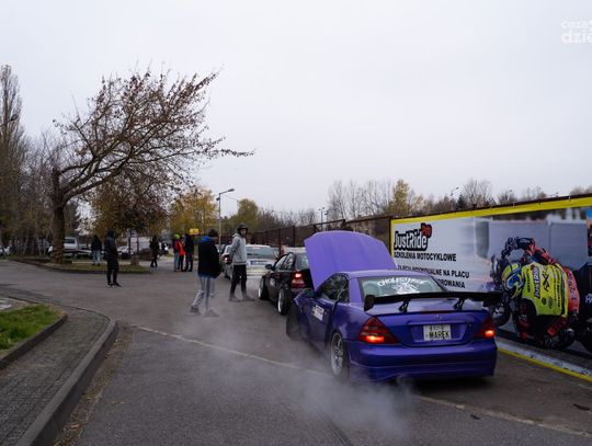 Super Sprint z okazji Święta Niepodległości w Automobilklubie (zdjęcia)