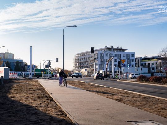 Skrzyżowanie przy ul. Maratońskiej i Dębowej (zdjęcia) Skrzyżowanie przy ul. Maratońskiej i Dębowej (zdjęcia)