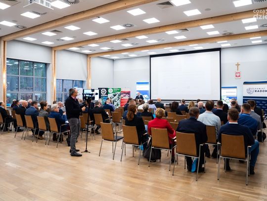 Ogólnopolska konferencja techniczna organizowana przez Branżowe Centrum Umiejętności w Pionkach (zdjęcia)