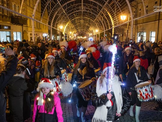 Rozświetlamy Radom - świąteczne iluminacje uruchomione (zdjęcia)
