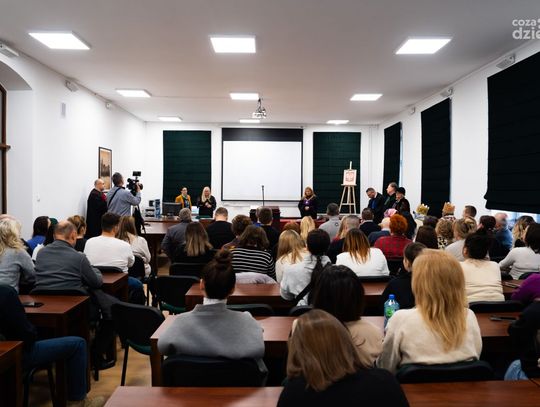 „Praworządność wczoraj i dziś: Proces o czary" (zdjęcia)