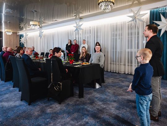 Wigilijne spotkanie społeczności Radomiak Futbol Plus (zdjęcia) Wigilijne spotkanie społeczności Radomiak Futbol Plus (zdjęcia)