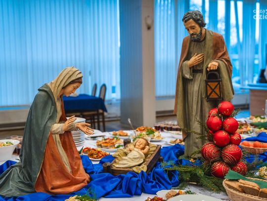 Spotkanie Wigilijne w 42 Bazie Lotnictwa Szkolnego (zdjęcia)