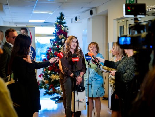 Powitanie przez prezydenta Radomia pierwszego mieszkańca miasta (zdjęcia) Powitanie przez prezydenta Radomia pierwszego mieszkańca miasta (zdjęcia)