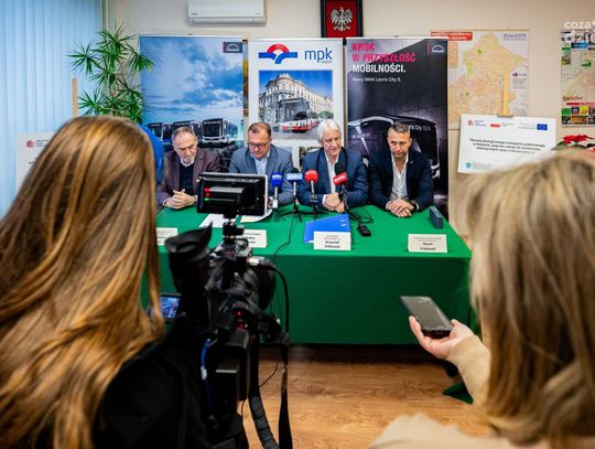 Autobusy elektryczne marki MAN i stacjonarne ładowarki zajezdniowych dla MPK -  (zdjęcia)