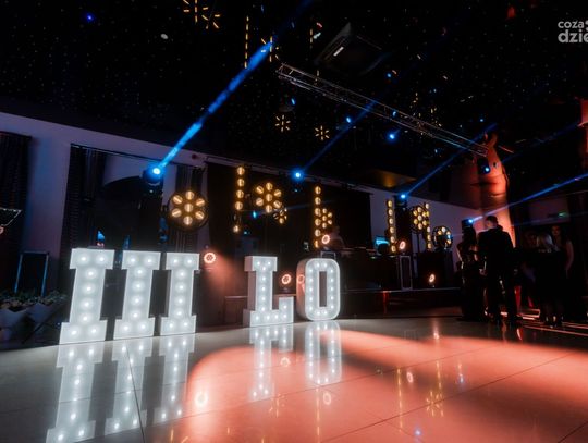 Studniówki 2025: III Liceum Ogólnokształcące im. płk. Dionizego Czachowskiego (zdjęcia)