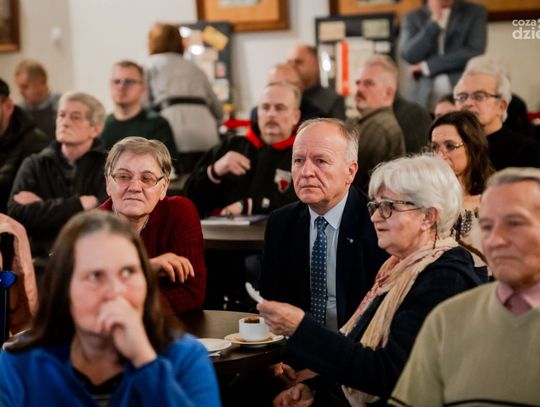 Promocja książki dr. Krzysztofa Bussego na temat Szkoły Podchorążych Rezerwy Lotnictwa w Sadkowie