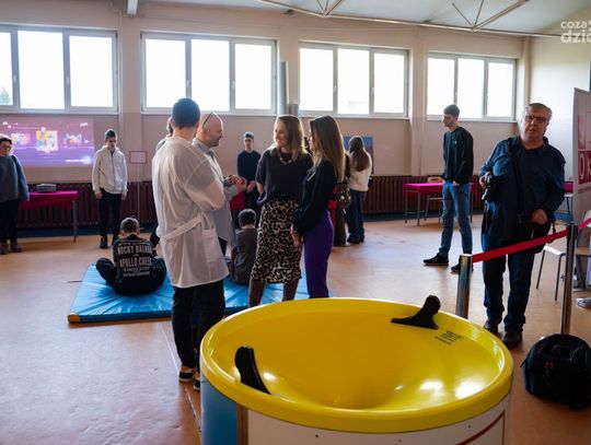 Otwarcie interaktywnej wystawy "Mózg" w Zespole Szkół Technicznych w Radomiu (zdjęcia)