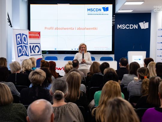 Mazowieckie konsultacje w sprawie podstawy programowej nauczania (zdjęcia)