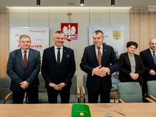 Podpisanie umowy w ramach programu „Mazowsze dla równomiernego rozwoju" (zdjęcia)