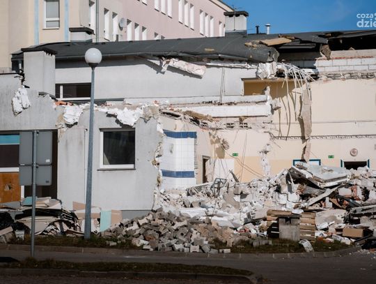 Trwa rozbiórka starego SOR przy RSS (zdjęcia) Trwa rozbiórka starego SOR przy RSS (zdjęcia)
