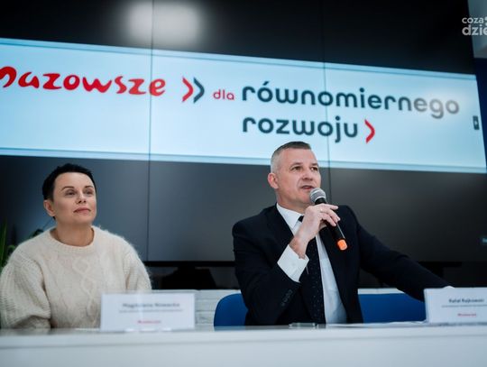 Podpisanie 12 umów IWZW region radomski, w delegaturze w Radomiu (zdjęcia)