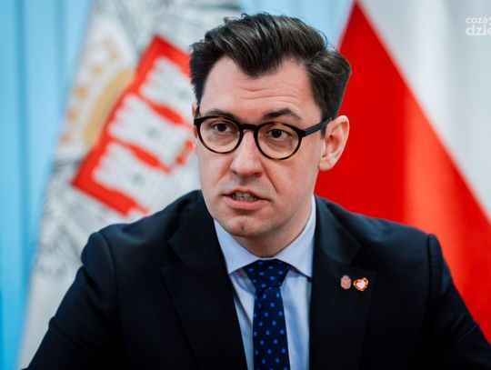 Podpisanie umowy z wykonawcą budowy przystanku PKP Radom Południowy (zdjęcia)