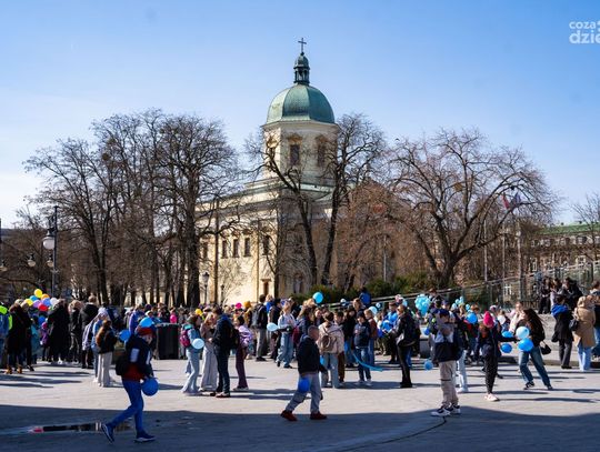 Marsz - wspólnie dla autyzmu (zdjęcia)