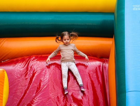 "Stacja Retro Integracja" - spotkania z  kulturą towarzyską z okresu PRL (zdjęcia)