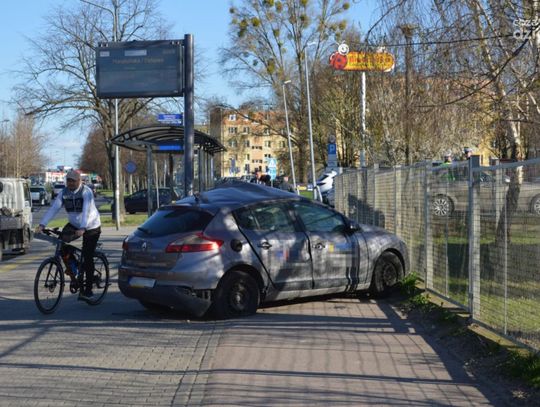 Wypadek na skrzyżowaniu Maratońskiej i Dębowej