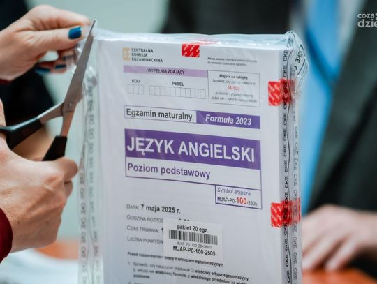 Matura z j. angielskiego w Elektroniku (zdjęcia)
