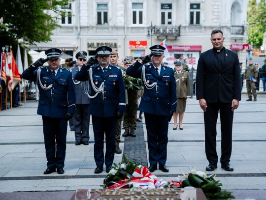 Obchody Narodowego Dnia Zwycięstwa (zdjęcia)