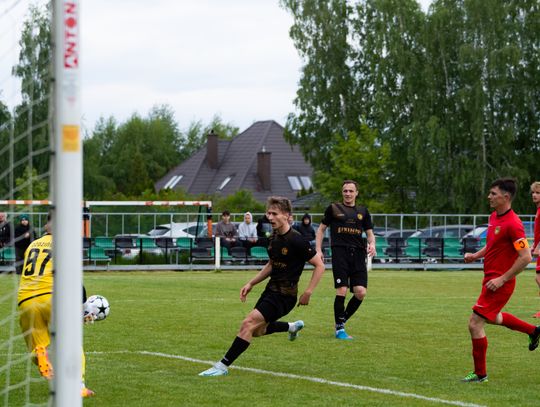 Tymex Liga Okręgowa: Centrum Radom - Zawisza Sienno (zdjęcia)