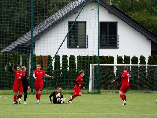 Tymex Liga Okręgowa: Centrum Radom - Zawisza Sienno (zdjęcia)