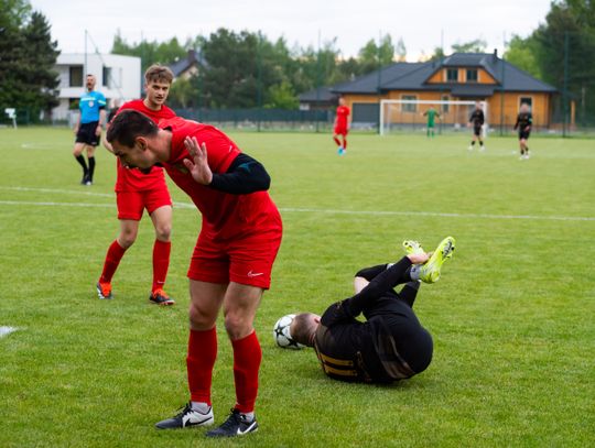 Tymex Liga Okręgowa: Centrum Radom - Zawisza Sienno (zdjęcia)