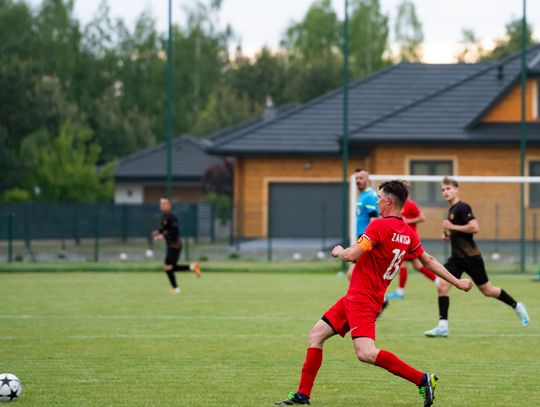 Tymex Liga Okręgowa: Centrum Radom - Zawisza Sienno (zdjęcia)