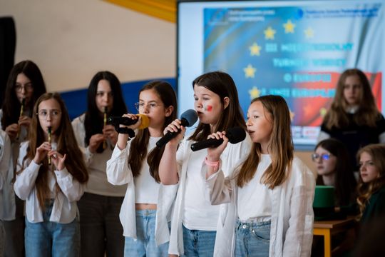 Obchody Dnia Europy w PSP 17 (zdjęcia)