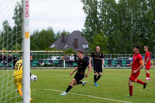 Tymex Liga Okręgowa: Centrum Radom - Zawisza Sienno (zdjęcia)