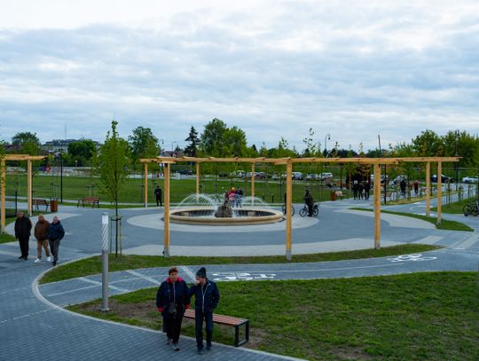 Uroczyste otwarcie terenów nadpilicznych w Białobrzegach (zdjęcia