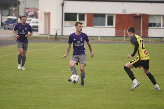 Orzeł Wierzbica - Młodzik Radom (zdjęcia) Orzeł Wierzbica - Młodzik Radom (zdjęcia)